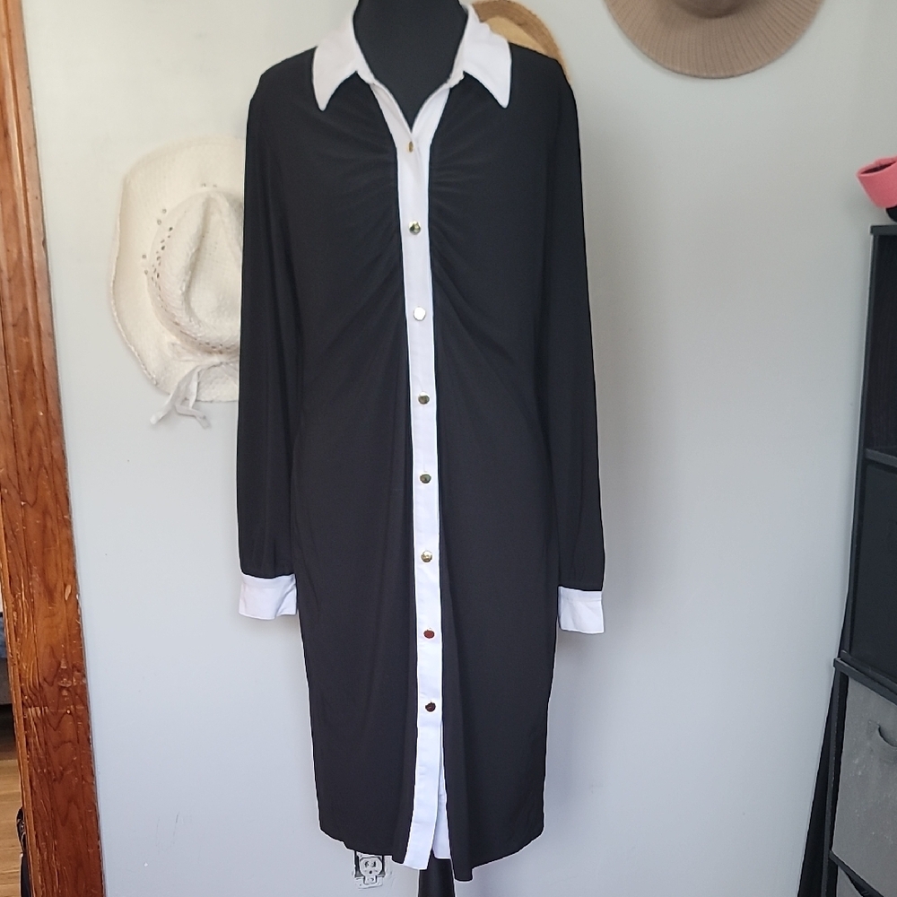 Amana Black and White Button-Down Long Sleeve Dress